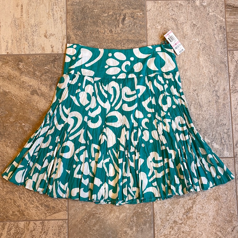 NWT INC Teal and White Full Skirt